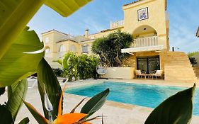 Casa Azure